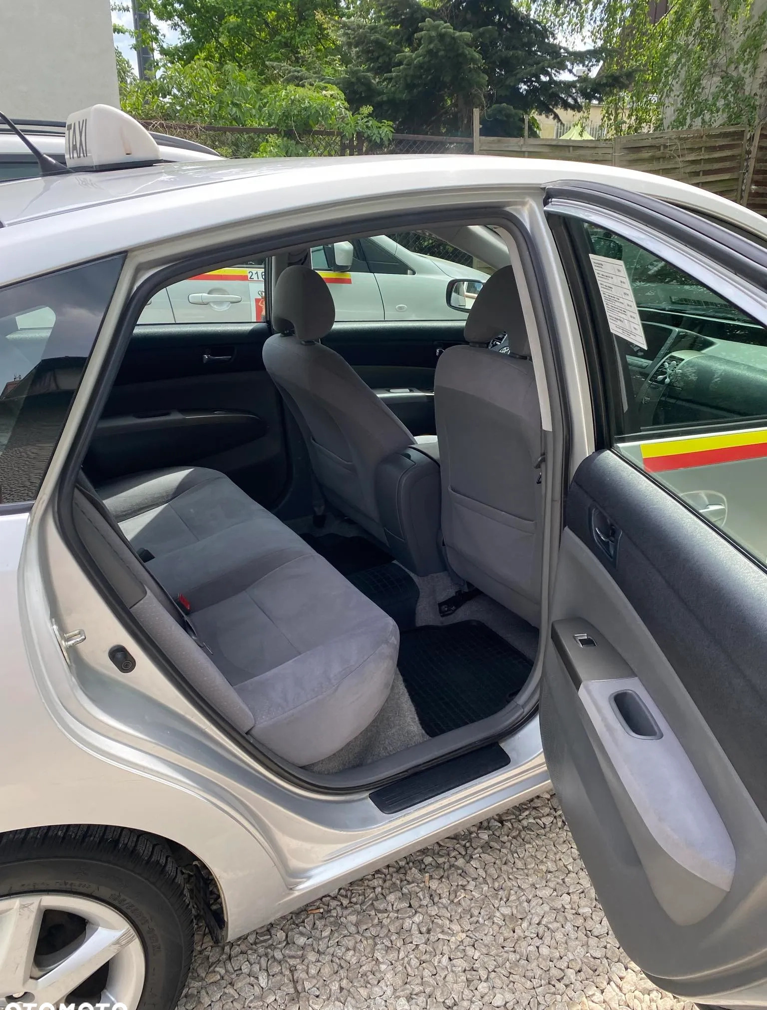 Toyota Prius cena 26500 przebieg: 318000, rok produkcji 2008 z Warszawa małe 79